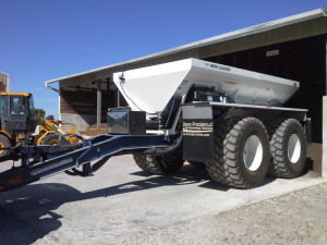 16 ft NL3220G4 on Duo Lift trailer